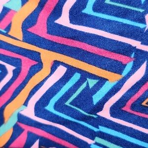 LULAROE LLR OS Patterned Buttery Soft Legging One Size